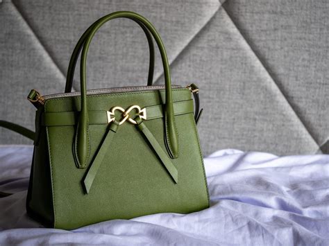 what is the kate spade employee discount
